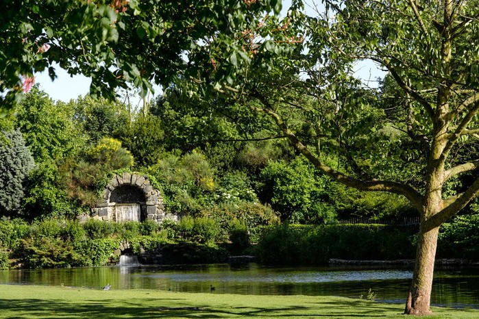 The Cascade at Chiswick Gardens