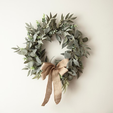 Gardening gift: Mixed Foliage Christmas Wreath with Hessian Bow