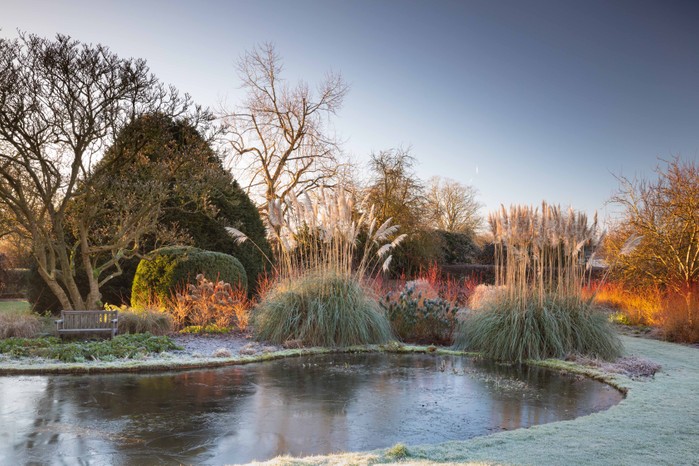 St Timothee garden in Berkshire designed by Sarah Pajwani