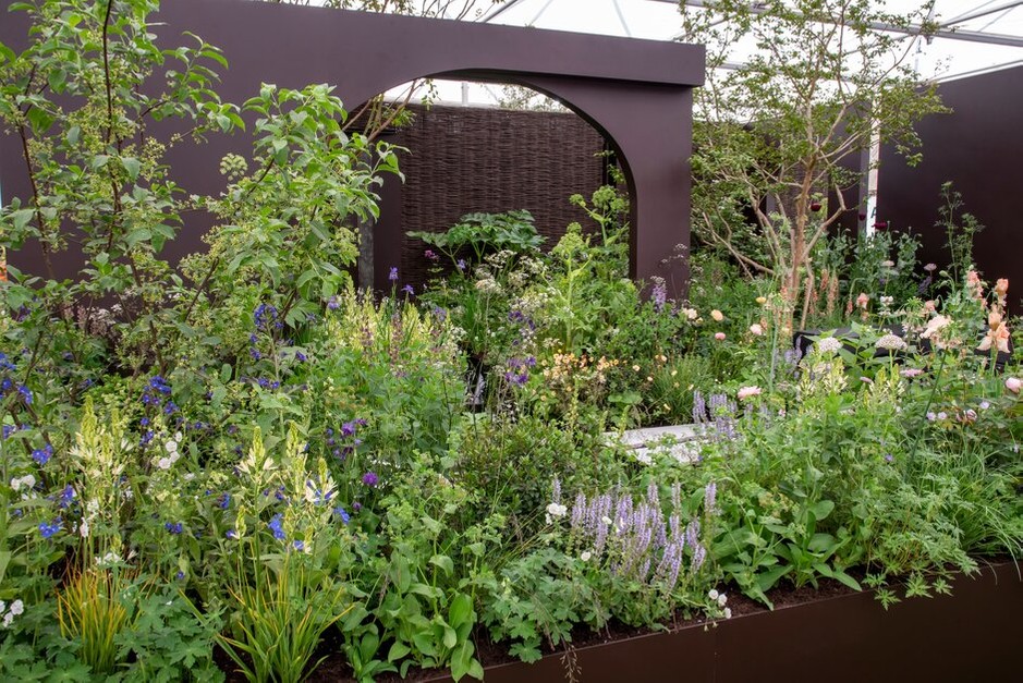 The Mothers for Mothers Garden  This Too Shall Pass, designed by Pollyanna Wilkinson at RHS Chelsea Flower Show 2022.